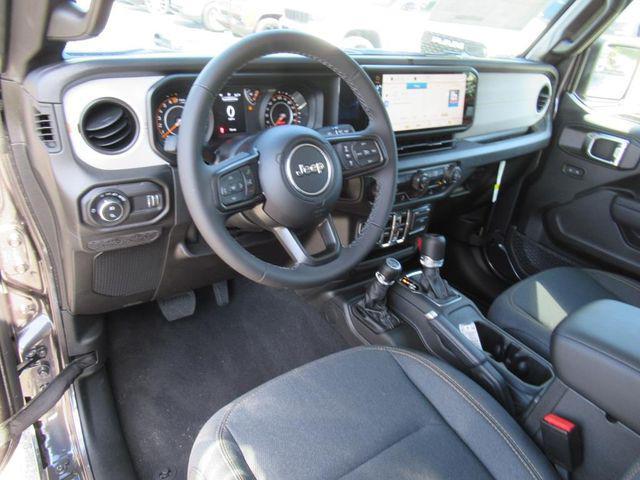 new 2025 Jeep Gladiator car, priced at $39,576