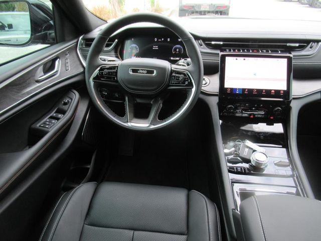 new 2025 Jeep Grand Cherokee L car, priced at $58,122