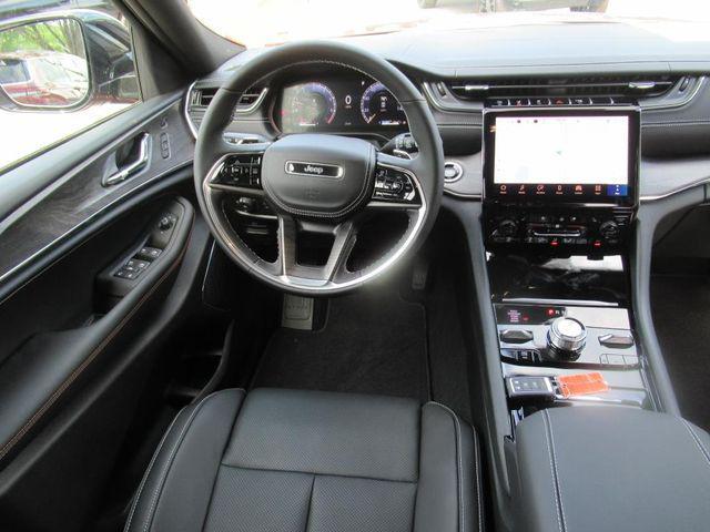 new 2025 Jeep Grand Cherokee L car, priced at $61,122