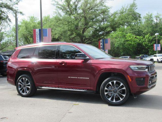 new 2025 Jeep Grand Cherokee L car, priced at $61,122