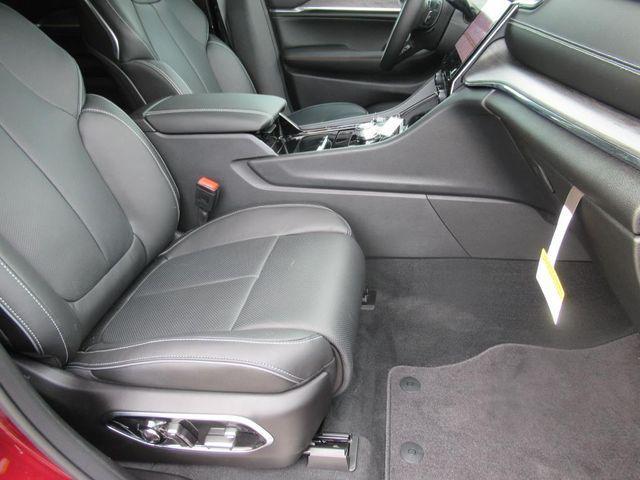 new 2025 Jeep Grand Cherokee L car, priced at $58,122