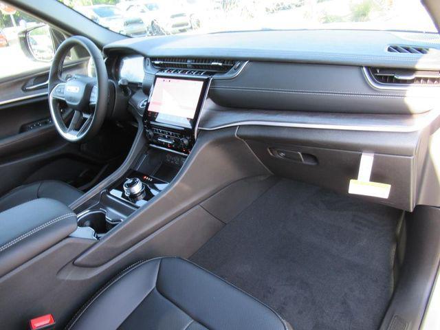new 2025 Jeep Grand Cherokee L car, priced at $42,227