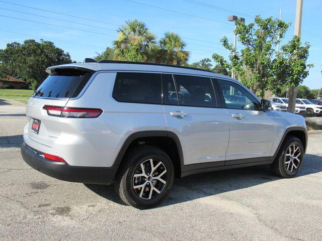 new 2025 Jeep Grand Cherokee L car, priced at $42,227