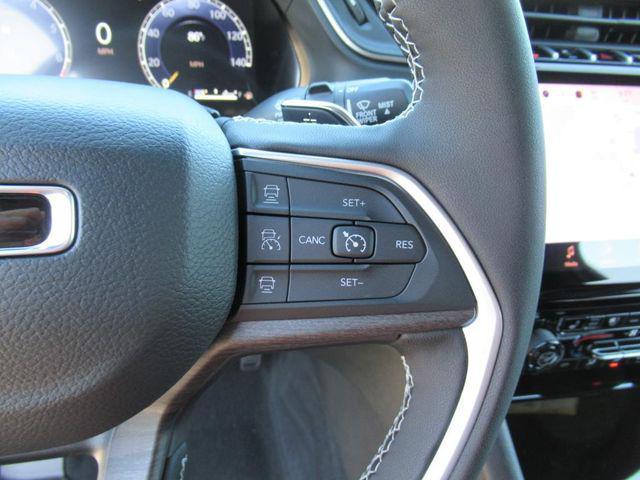 new 2025 Jeep Grand Cherokee car, priced at $45,655
