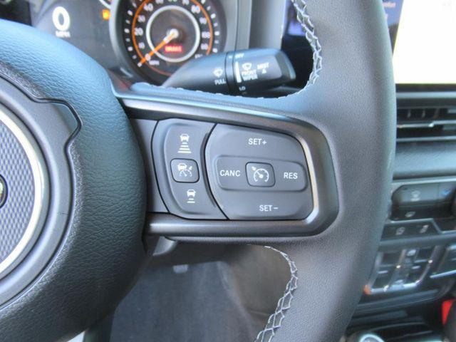 new 2025 Jeep Gladiator car, priced at $40,233