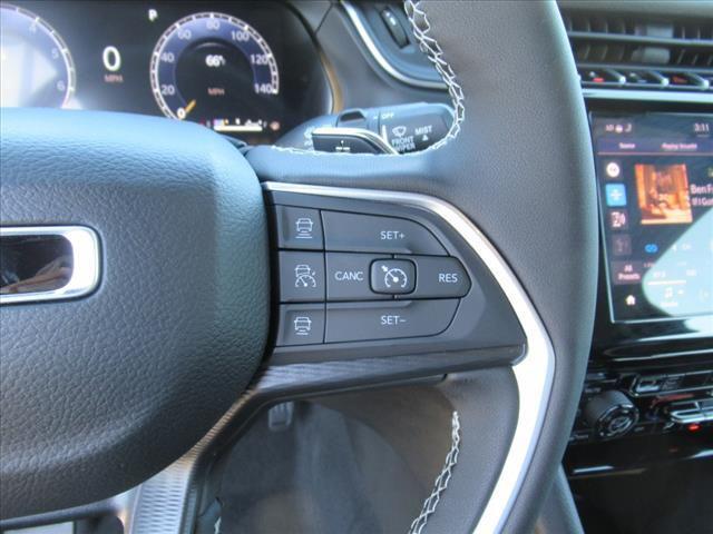 new 2025 Jeep Grand Cherokee car, priced at $38,915