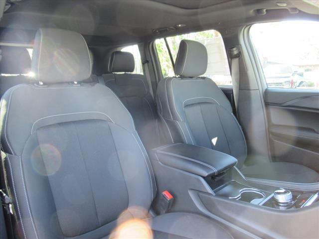 new 2025 Jeep Grand Cherokee car, priced at $38,915