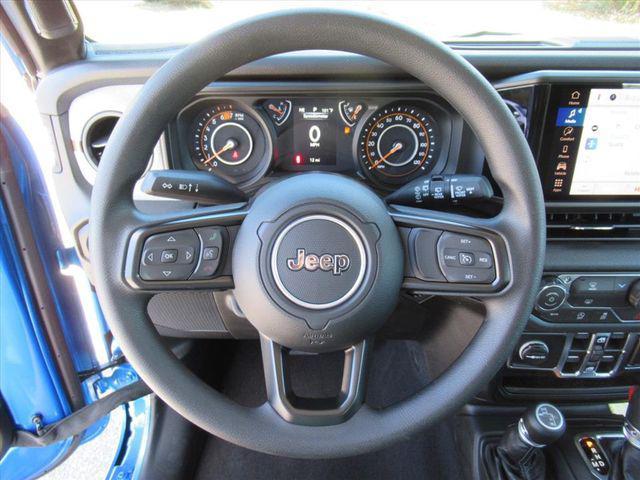 new 2025 Jeep Wrangler car, priced at $40,525
