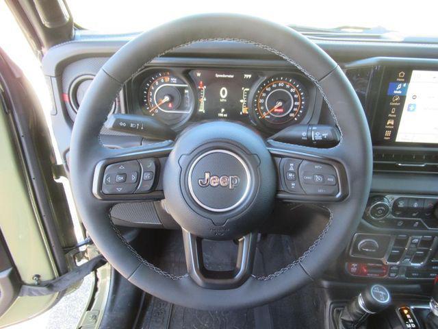 new 2025 Jeep Gladiator car, priced at $46,680