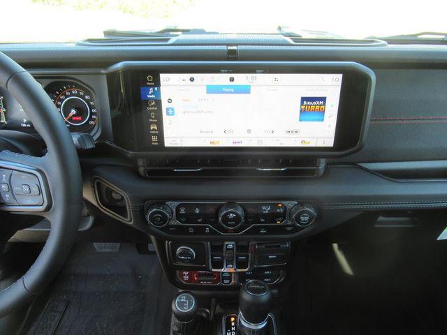 new 2025 Jeep Gladiator car, priced at $46,680