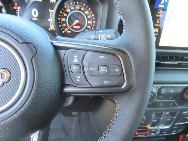 new 2025 Jeep Gladiator car, priced at $46,680