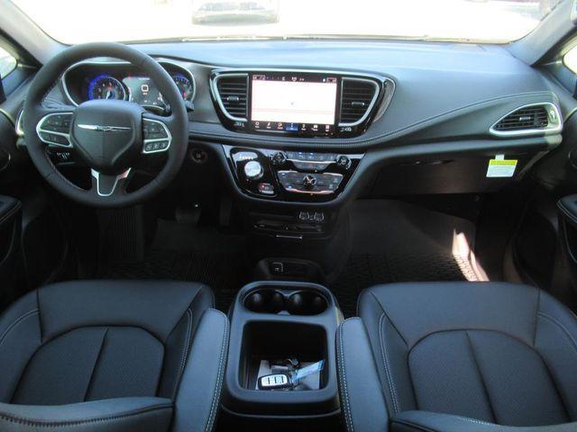 new 2025 Chrysler Pacifica car, priced at $49,262