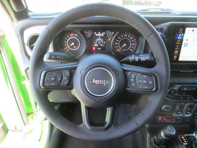 new 2025 Jeep Wrangler car, priced at $44,377