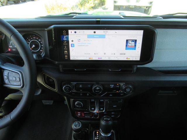 new 2025 Jeep Wrangler car, priced at $44,377