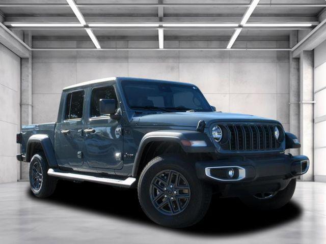 new 2025 Jeep Gladiator car, priced at $41,733