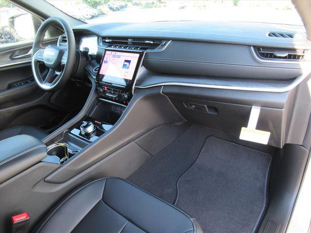 new 2025 Jeep Grand Cherokee L car, priced at $38,320