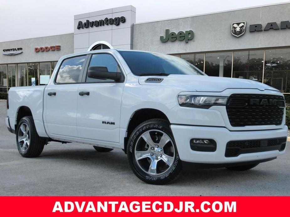 new 2025 Ram 1500 car, priced at $39,915