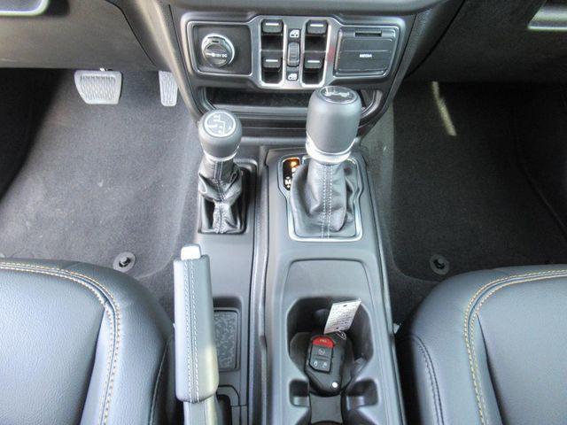 new 2025 Jeep Wrangler car, priced at $50,414