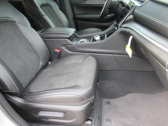 new 2025 Jeep Grand Cherokee L car, priced at $45,425