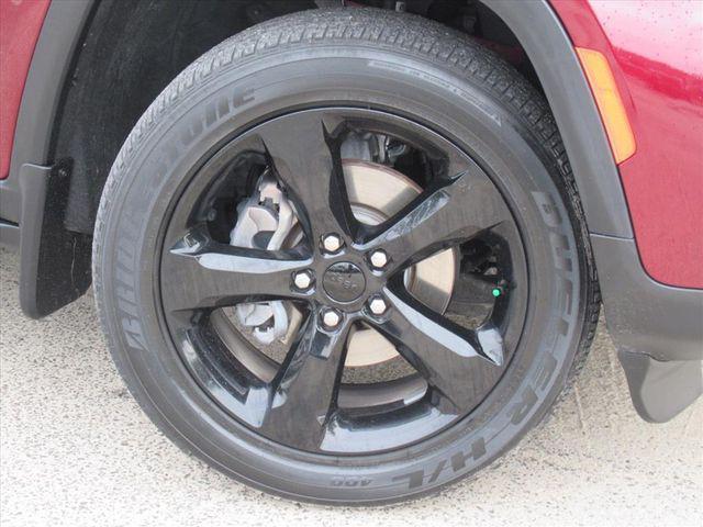 used 2023 Jeep Grand Cherokee car, priced at $31,992