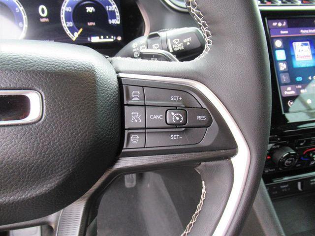 used 2023 Jeep Grand Cherokee car, priced at $31,992