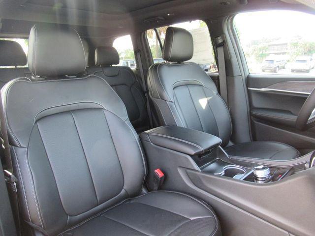 new 2025 Jeep Grand Cherokee car, priced at $38,881