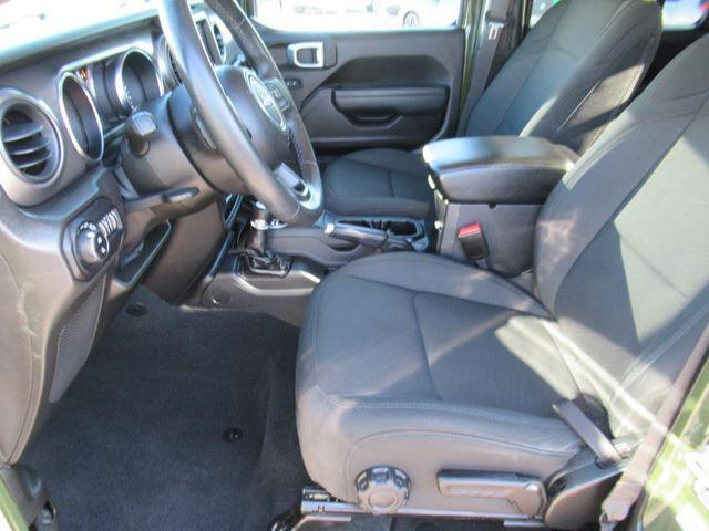 used 2022 Jeep Gladiator car, priced at $32,365