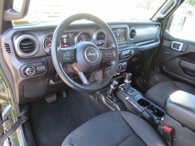 used 2022 Jeep Gladiator car, priced at $32,365
