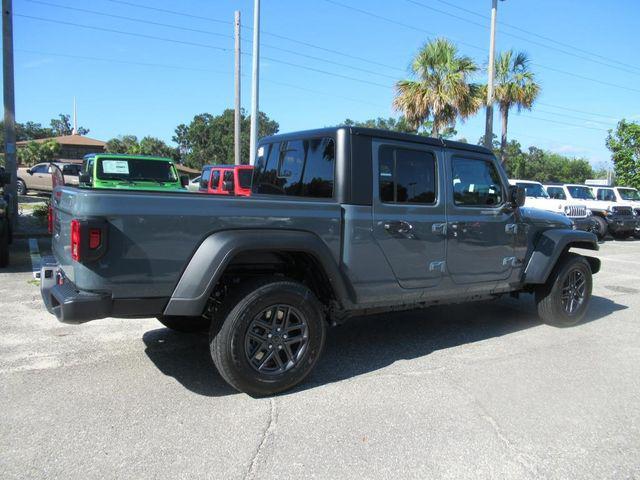 new 2025 Jeep Gladiator car, priced at $40,233