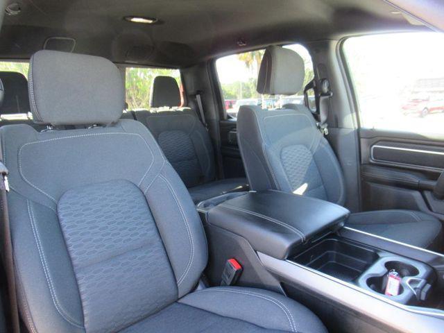 new 2025 Ram 1500 car, priced at $48,802