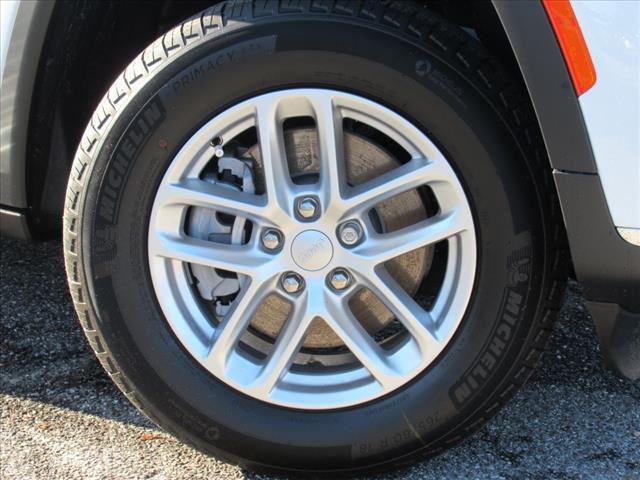 new 2025 Jeep Grand Cherokee L car, priced at $41,804