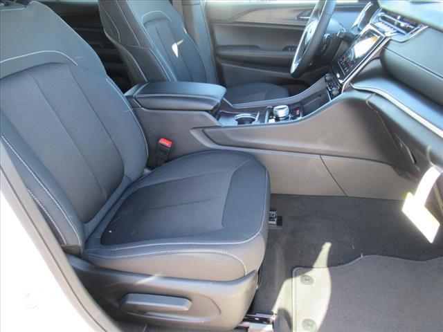new 2025 Jeep Grand Cherokee L car, priced at $41,804