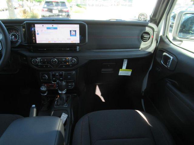 new 2025 Jeep Gladiator car, priced at $47,585