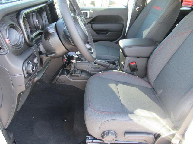 new 2025 Jeep Gladiator car, priced at $47,585