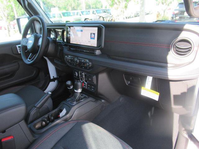new 2025 Jeep Gladiator car, priced at $47,585