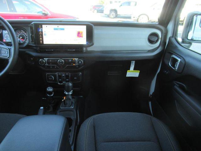 new 2025 Jeep Wrangler car, priced at $40,349