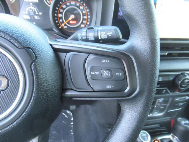new 2025 Jeep Wrangler car, priced at $40,349