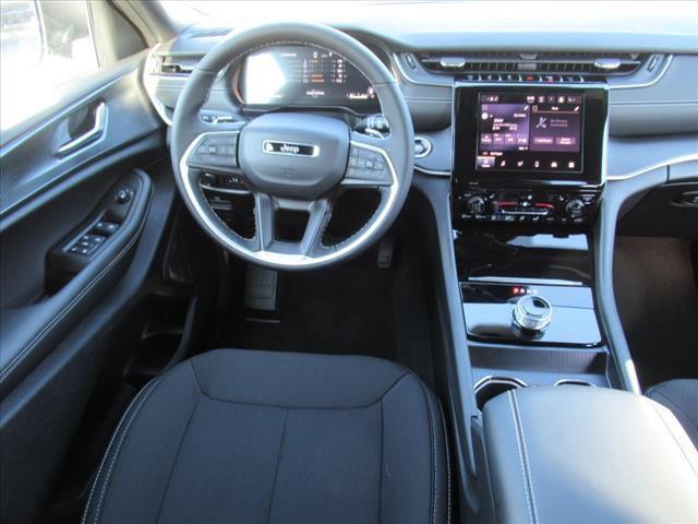 new 2025 Jeep Grand Cherokee L car, priced at $39,466