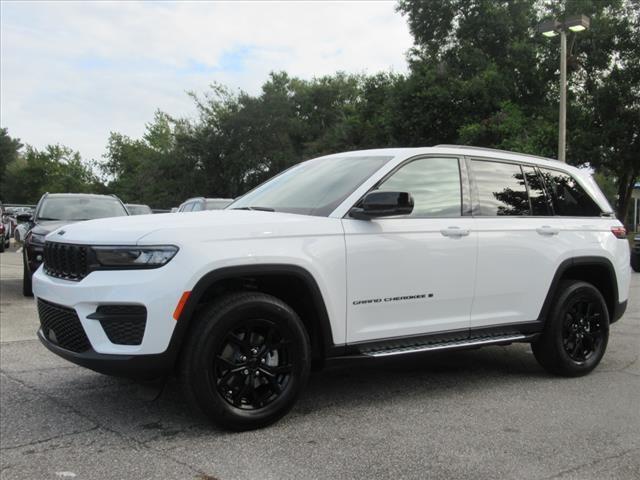 new 2025 Jeep Grand Cherokee car, priced at $40,905