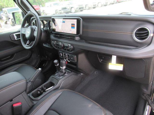 new 2025 Jeep Gladiator car, priced at $44,277
