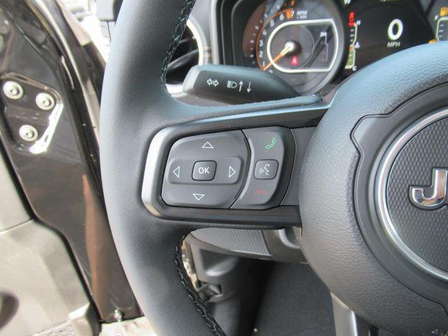 new 2025 Jeep Gladiator car, priced at $44,277