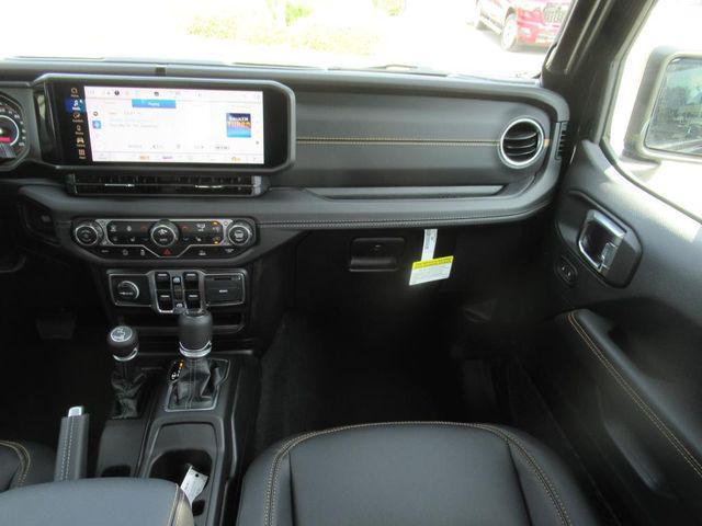 new 2025 Jeep Gladiator car, priced at $44,277