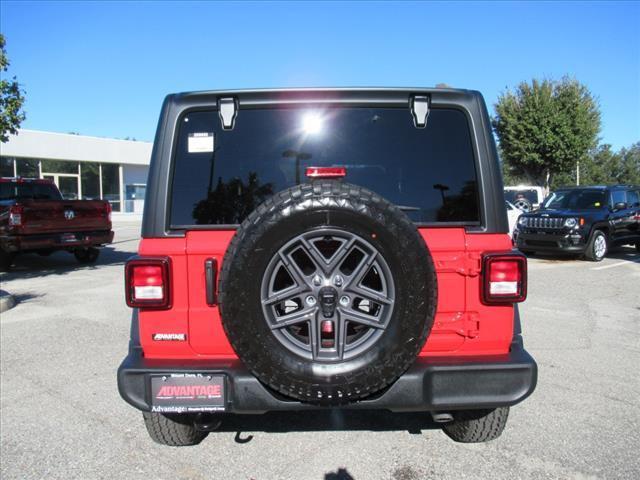 new 2025 Jeep Wrangler car, priced at $42,163