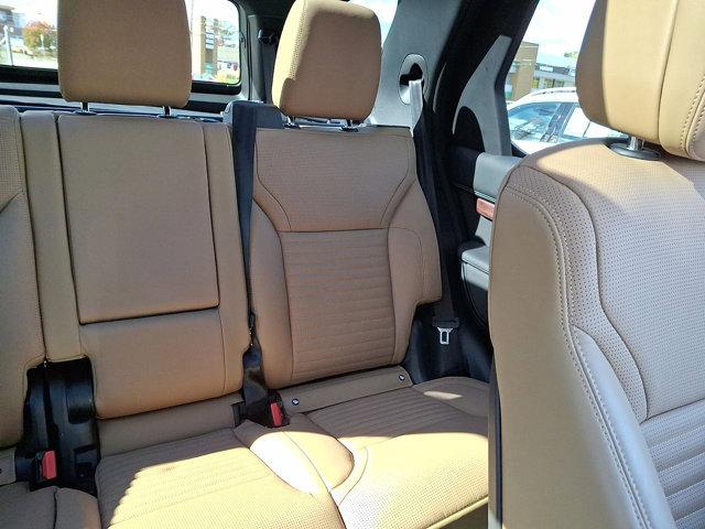 used 2025 Land Rover Discovery car, priced at $65,995