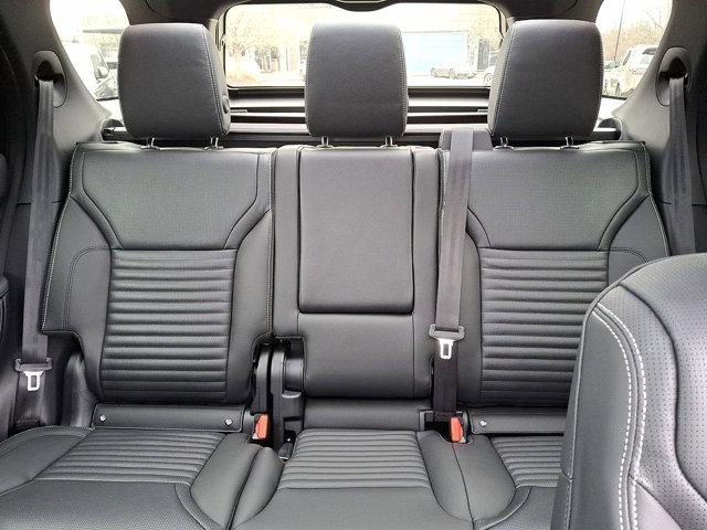 used 2025 Land Rover Discovery car, priced at $58,961