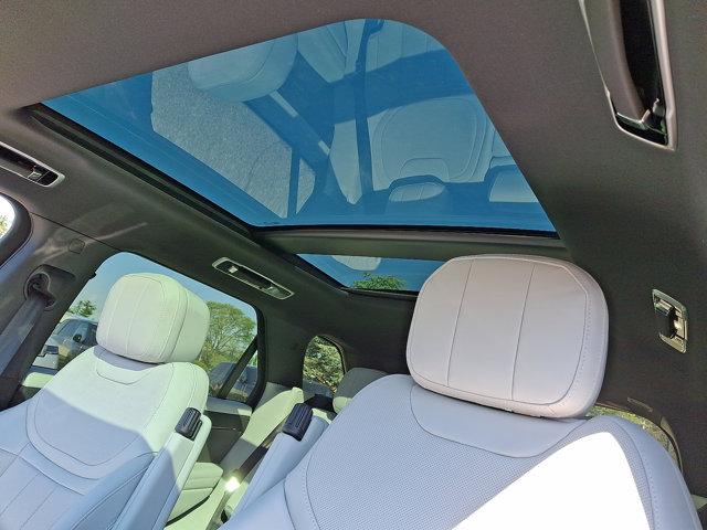 new 2025 Land Rover Range Rover Sport car, priced at $89,405