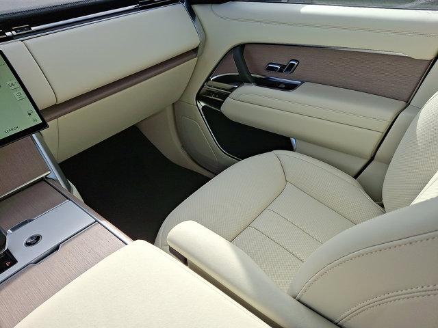 new 2025 Land Rover Range Rover car