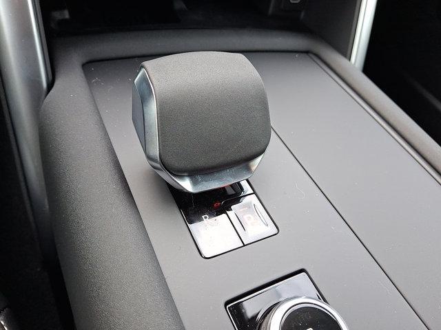 new 2025 Land Rover Discovery car, priced at $70,053