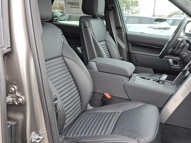 new 2025 Land Rover Discovery car, priced at $68,875