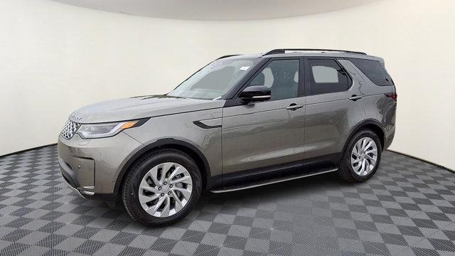 new 2025 Land Rover Discovery car, priced at $68,875